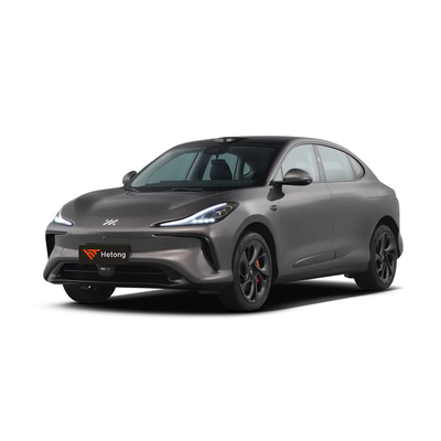 Une voiture de sport électrique Zhiji LS6 avec une autonomie purement électrique de 560-702 km
