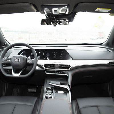 Le toit solaire changan uni-t 2021 2022 2023 1.5T 2.0T 188HP 138KW 300NM Gaz / essence Vélo à essence