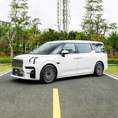 Structure de la carrosserie du MPV 2022 ZEEKR 009 Voiture électrique de 125 kW de puissance maximale et de design de luxe