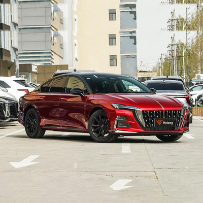 2023 HongQI H6 Zhen Zhen 2.0T 252 ch Limousine à essence avec caméra d'arrière à 540 degrés