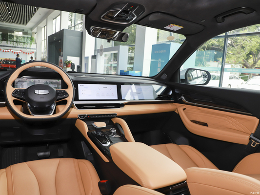 Réglage électrique du siège du conducteur Geely Xingyue L Version 2.0t 5 sièges voitures à essence