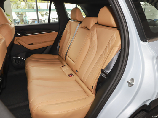 Réglage électrique du siège du conducteur Geely Xingyue L Version 2.0t 5 sièges voitures à essence