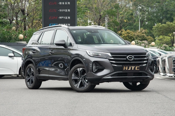 2022 2023 Trumpchi GS4 Car 5 portes 5 places SUV avec sièges en cuir et empattement de 2680 mm