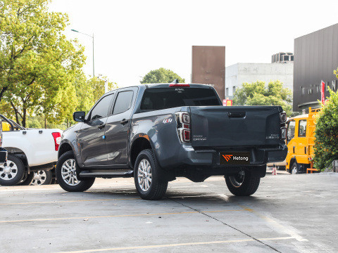 2023 Isuzu D-MAX V-CROSS 1.9T Automatique 4 roues motrices Diesel Écran tactile Caméra arrière