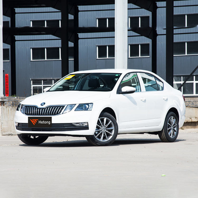 Skoda KAROQ OCTAVIA 2 3 A7 voitures d'occasion au gaz Véhicule essence 2021 2022 2023 2024