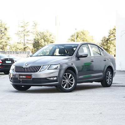 Skoda KAROQ OCTAVIA 2 3 A7 voitures d'occasion au gaz Véhicule essence 2021 2022 2023 2024