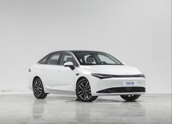 Auto Xpeng P5 2021 460g Véhicule énergétique à grande vitesse et technologie électrique pure