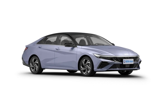 2023 Hyundai Elantra 1.5L CVT FWD Auto à essence avec des dimensions de 4720x1810x1415 mm