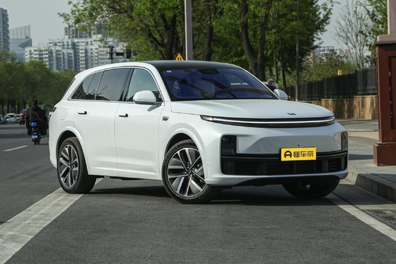 Voiture hybride L8 2023 SUV de luxe électrique moyen et grand avec batterie au lithium ternaire