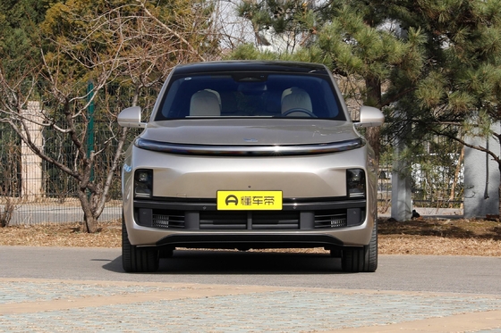 6.5h Temps de charge rapide Li One L8 Max SUV électrique avec batterie au lithium ternary en 2023