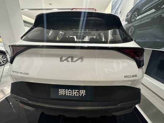 2022 Kia Lion Platinum Endurance 210 SUV hybride avec faible consommation de carburant et lumière de jour LED