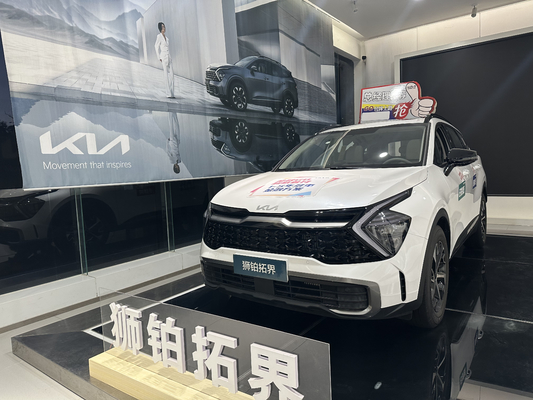 2022 Kia Lion Platinum Endurance 210 SUV hybride avec faible consommation de carburant et lumière de jour LED
