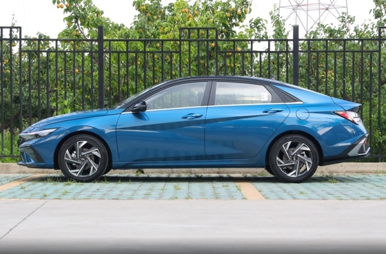 2023 Hyundai Elantra réglage électrique et chauffage extérieur rétroviseur pour voiture d'occasion
