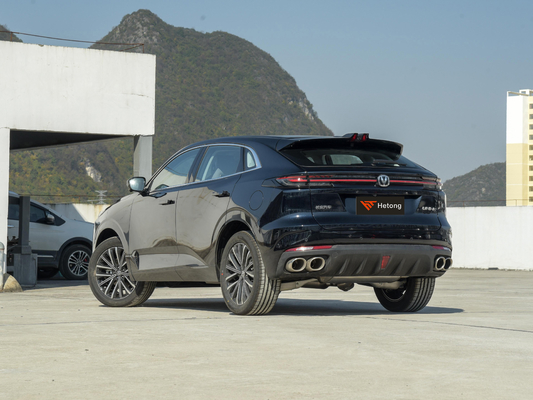 130 km NEDC kilométrage Changan Uni-K SUV à essence 2024 modèle 1845kg Poids de freinage 2.0T Moteur
