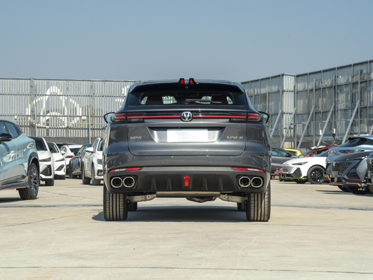 130 km NEDC kilométrage Changan Uni-K SUV à essence 2024 modèle 1845kg Poids de freinage 2.0T Moteur