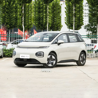 Voiture électrique 665kg Baojun Cloud 2023 2024 0 Km Véhicule à grande vitesse Pure Mini Ev Vert Rose