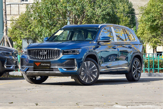 Manjaro Geely Xingyue L 2.0TD Power Automatic SUV à deux roues motrices avec 5 sièges et 2 airbags
