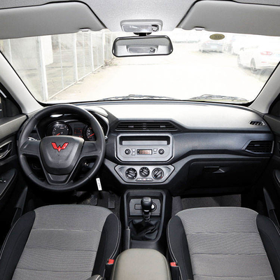 Livraison du LHD Wuling Glory V Minibus Benzine 1.5L à grande vitesse 100km/h Boîte de vitesses manuelle