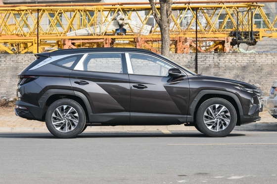 Pékin Hyundai Tucson 5 portes 5 places voiture à essence 4 roues motrices SUV de luxe modèle compact SUV