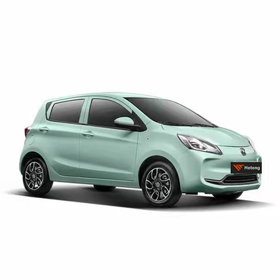 Changan Benben voiture électrique 4 roues Véhicule électrique avec une batterie de 30,95 kWh/100KM