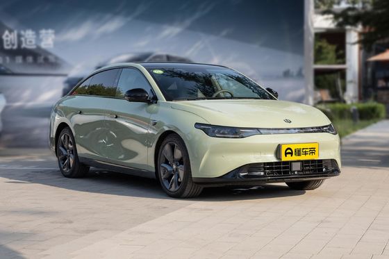 100% voiture électrique super puissante 4 roues véhicule à énergie utilisée Leapmotor C01 portée 430km