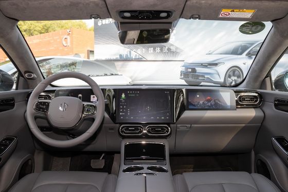 100% voiture électrique super puissante 4 roues véhicule à énergie utilisée Leapmotor C01 portée 430km