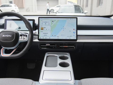 Aion Y 2022 70 Enjoy Edition Lfp Everbright voiture électrique 7 sièges/véhicule de SUV