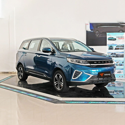 Puissante voiture électrique Dayun Yuanzhi M1 avec 5103*2019*1636 dimensions et moteur de 197 ch