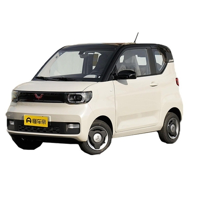 Wuling Hongguang Mini Ev avec macaron Véhicule à deux compartiments avec un intérieur spacieux