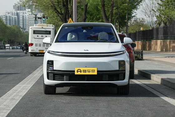 Type énergétique Hybride rechargeable 2023 Li L7 Pro Hybride voitures électriques Phev Suv L7 L8 L9 Pro