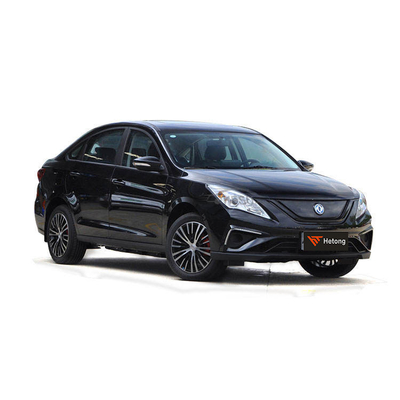 Dongfeng Fengxing S50 T1 T5 E1 M5 5 sièges 415km Pure Electric Sedan 4705*1790*1540mm