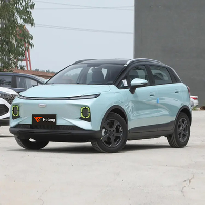 Géométrie E 2022 401KM Linglong Tiger 4 sièges Petit SUV électrique avec adulte blanc