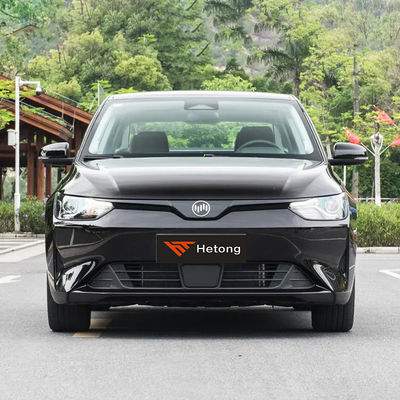 2022 WM Motor E.5 Smart Four Door Five Seats Véhicule électrique avec une longue durée de vie de la batterie