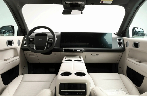 Li ONE L9 SUV électrique avec batterie au lithium ternaire et volant à gauche