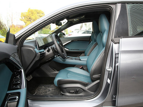 Carburant électrique 2023 1.5t Mg 7 Comfort Version de voiture à essence avec ESC Luxe 210km Car