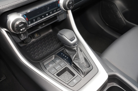 Suspension avant Macpherson équipé 2022 GAC Toyota Veranda SUV pour l'arrivée de conception