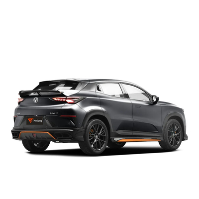 Les voitures à essence et les voitures Changan UNI-T 2023 SUV Vitre arrière électrique avec une clé de levage