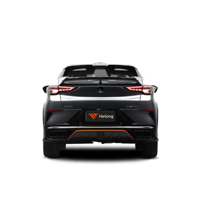 Les voitures à essence et les voitures Changan UNI-T 2023 SUV Vitre arrière électrique avec une clé de levage