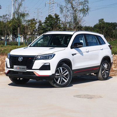 Changan CS75 Plus 2021 2022 2023 Modèle 4x2 SUV à essence Voiture avec dégagement minimal