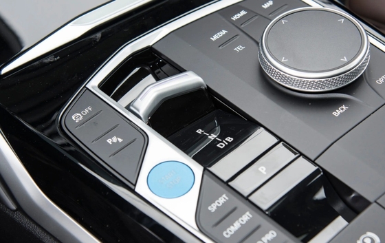 Puissance maximale de 210 kW couple maximal de 400 N.m 2023 BMW i3 eDrive électrique pur longue portée 592 km