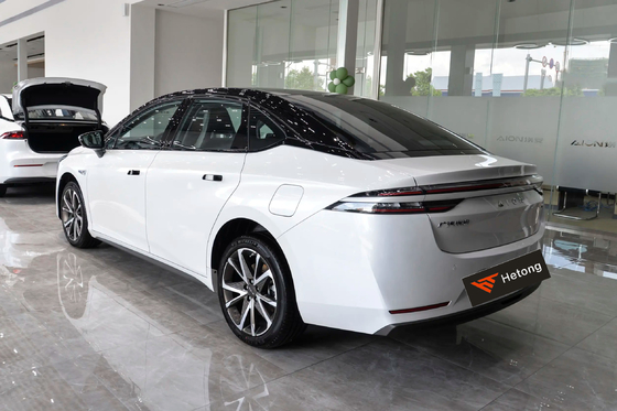 Système de direction électrique Gac Aion S 2023 2022 Voiture chinoise Automatique énergétique Voiture d'occasion