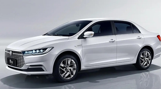Silver BYD Qing 2023 610km Véhicule électrique EV Voiture énergétique Voiture chinoise d'occasion ou voiture