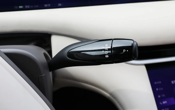 Une voiture de sport électrique Zhiji LS6 avec une autonomie purement électrique de 560-702 km