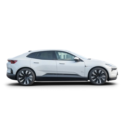 Débloquez la puissance de l' électricité pure avec la Polestar 4 Pro Plus, une autonomie de croisière de 612 km