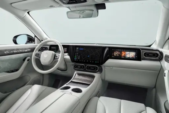 Automobile à longue portée personnalisée à 5 places Leapmotor C11 Panorama Skylight High Configuration EV SUV