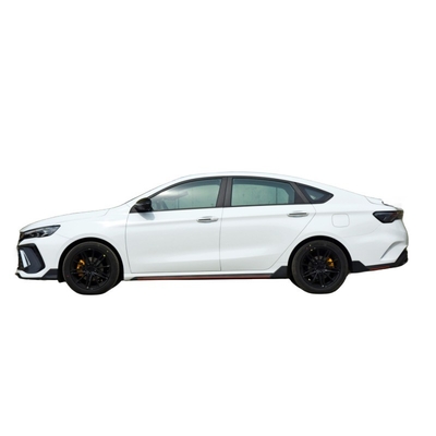 4605*1878*1643mm Geely Binrui 1.5TD 7DCT Power Edition Benzine pour les performances