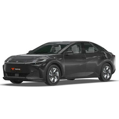 TOYOTA BZ3 616km Véhicule purement électrique avec 517-616km Range et 4725*1835*1480mm Taille