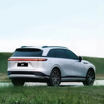 2024 XPeng G9 SUV électrique 500 KM Long Range et 230 kW de puissance totale du moteur pour le marché