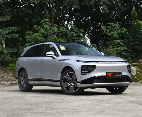 2024 XPeng G9 SUV électrique 500 KM Long Range et 230 kW de puissance totale du moteur pour le marché