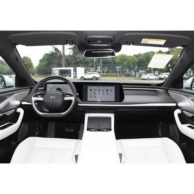 2024 Xpeng P7 5 sièges 2WD Energy Car Auto avec direction gauche en noir / rouge / blanc